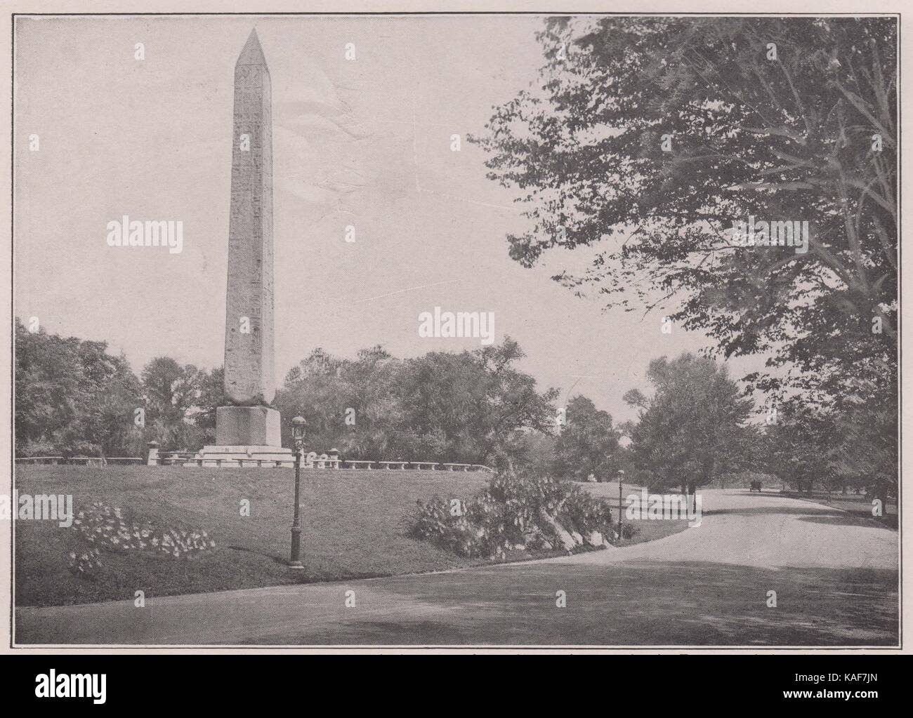 Obélisque, Central Park. C'est un monolithe, ou même de la pierre, les carrières de granit en Egypte, 69½ pieds de haut, 7 pieds 9 pouces par… Banque D'Images