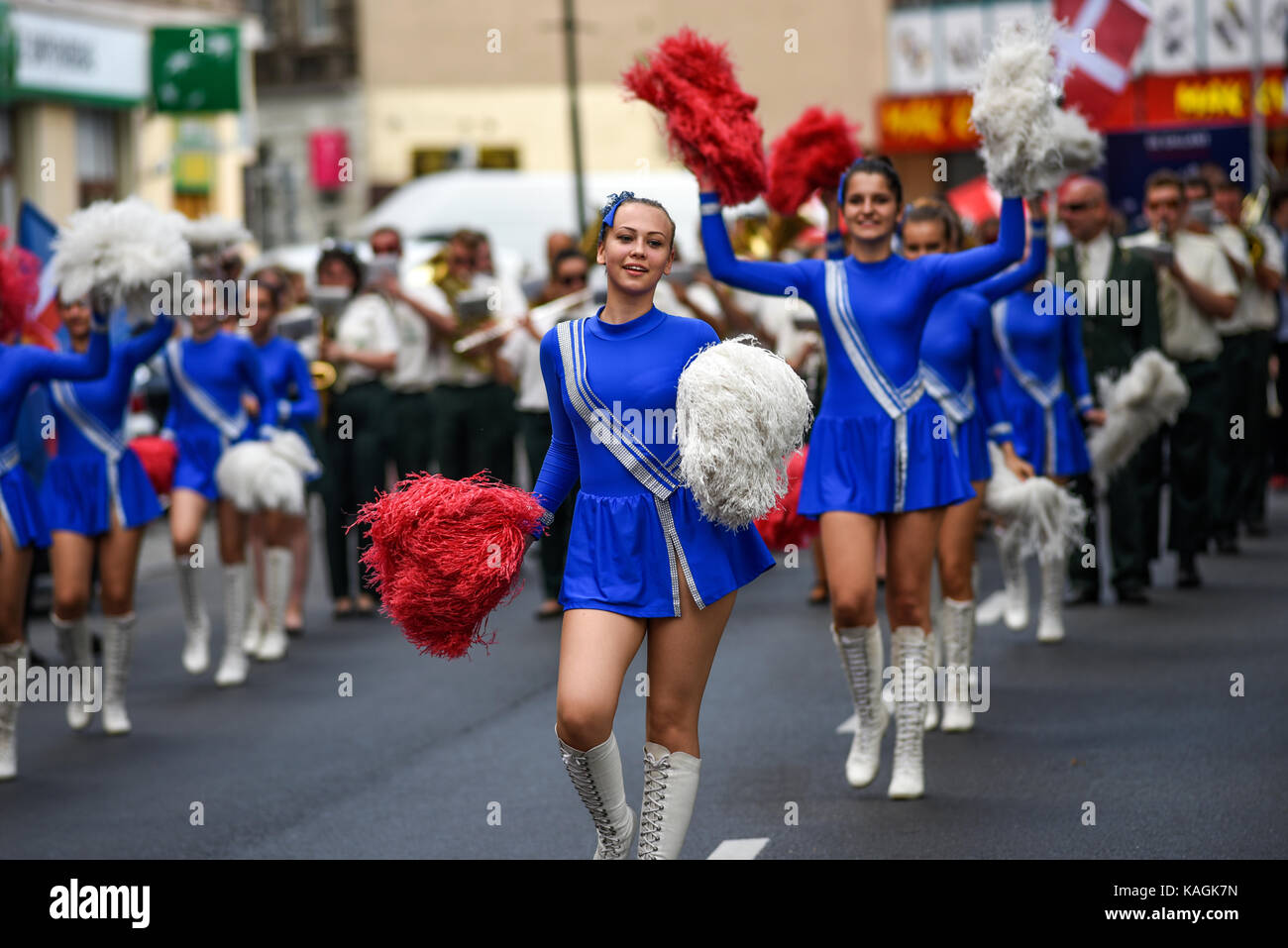 Szczecin, Pologne, le 6 août 2017 : les courses de grands voiliers 2017 crew parade à Szczecin. Banque D'Images