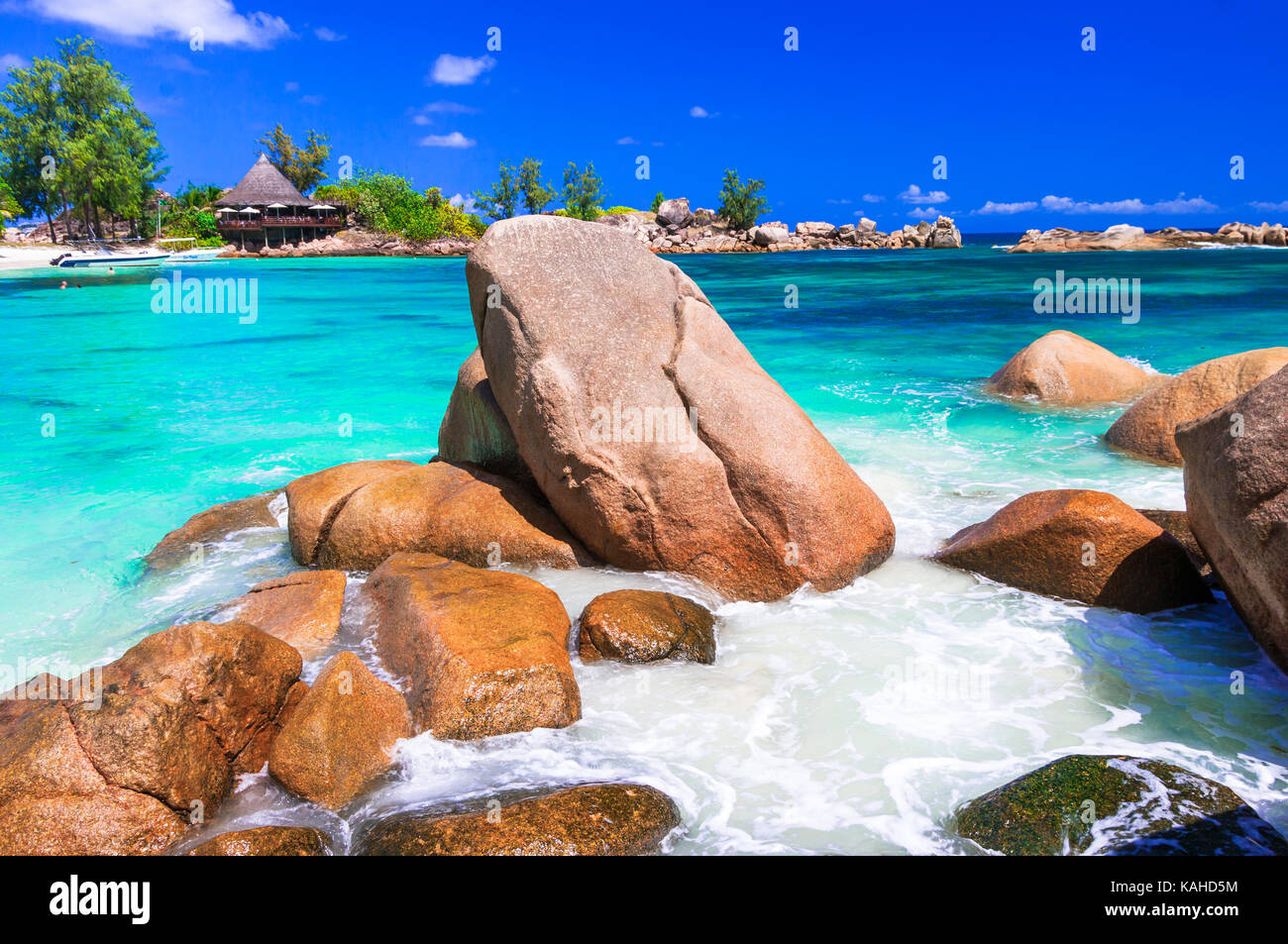 Très belle plage de Praslin, Seychelles. Banque D'Images