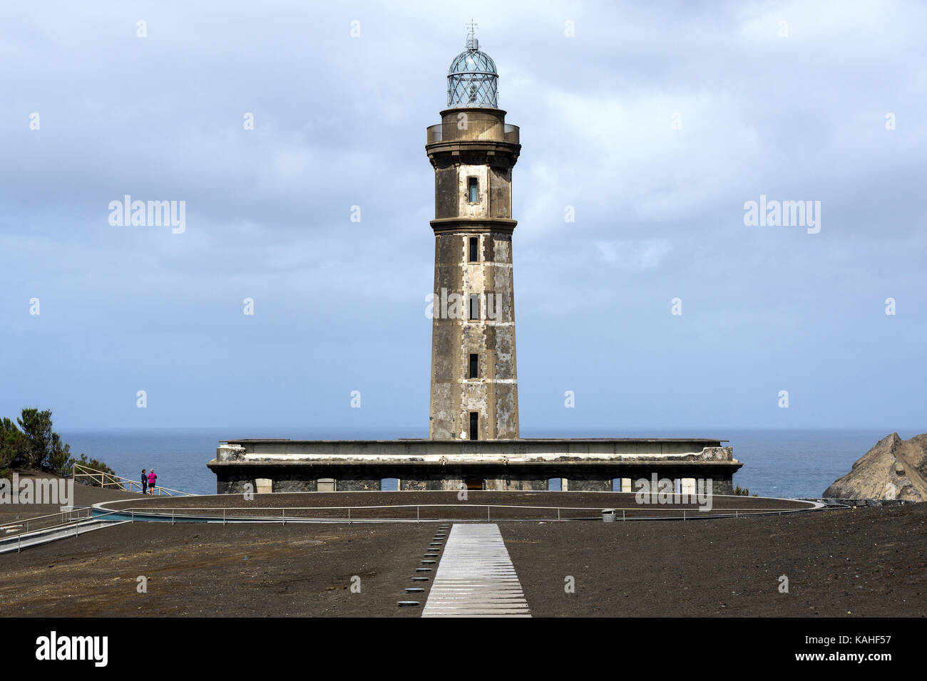 Ancien phare à la ponta dos capelinhos, île de Faial, Açores, Portugal Banque D'Images