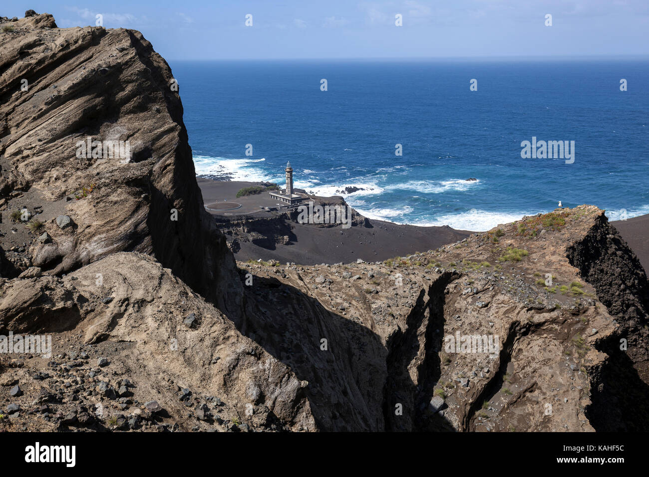 Paysage volcanique, désert de cendres du volcan capelinhos, à Ponta dos capelinhos, retour de l'ancien phare, capelo, île de Faial Banque D'Images