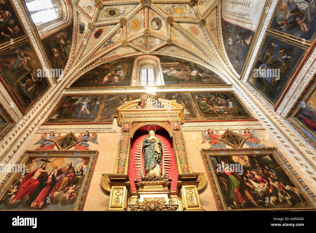 Segovia, Espagne - Juillet 09, 2017 : segovia cathedral est de style gothique de la cathédrale catholique romaine située dans la place principale de la ville de Ségovie. Banque D'Images