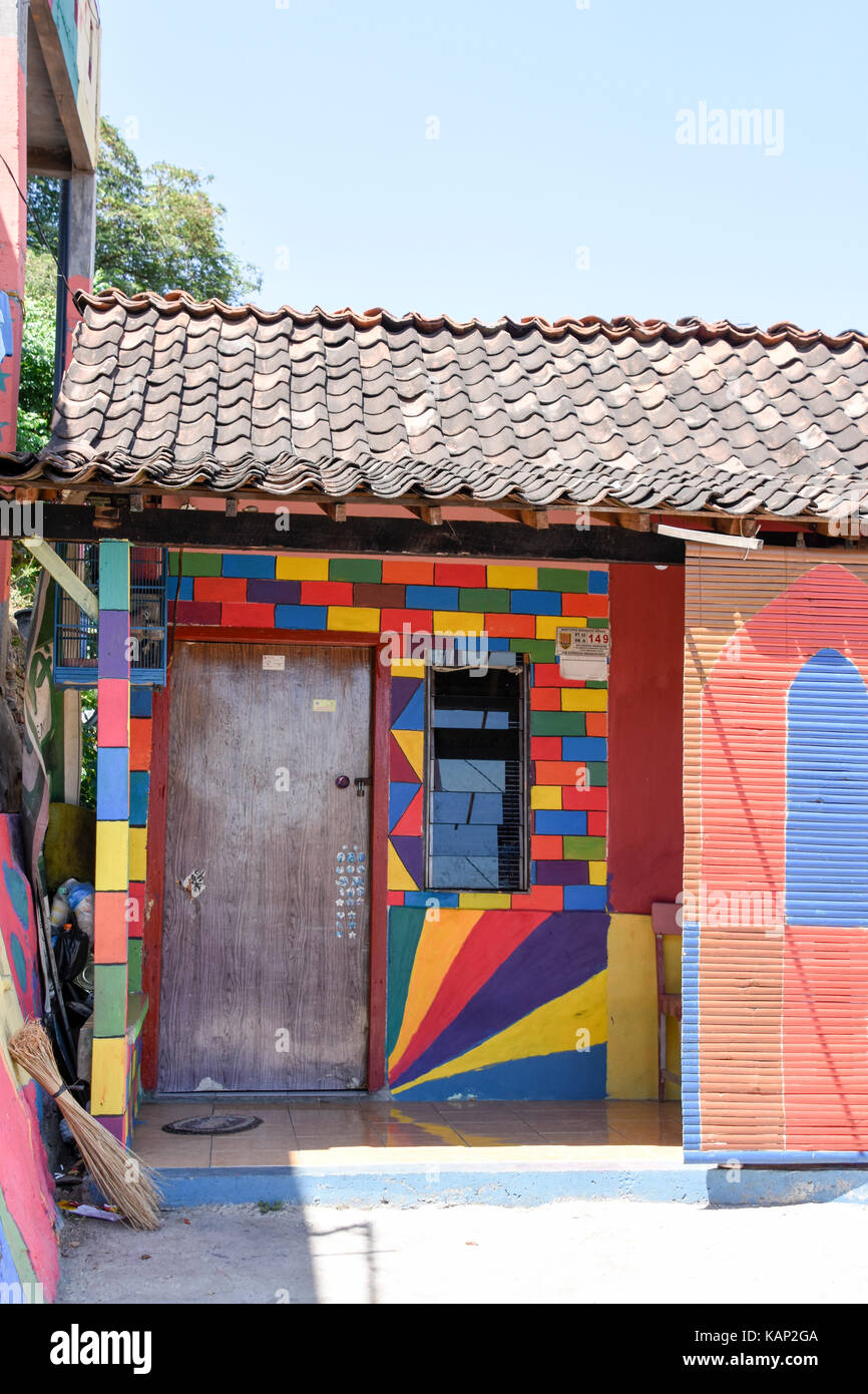 Style mur lego au rainbow village de Semerang, Indonésie Banque D'Images