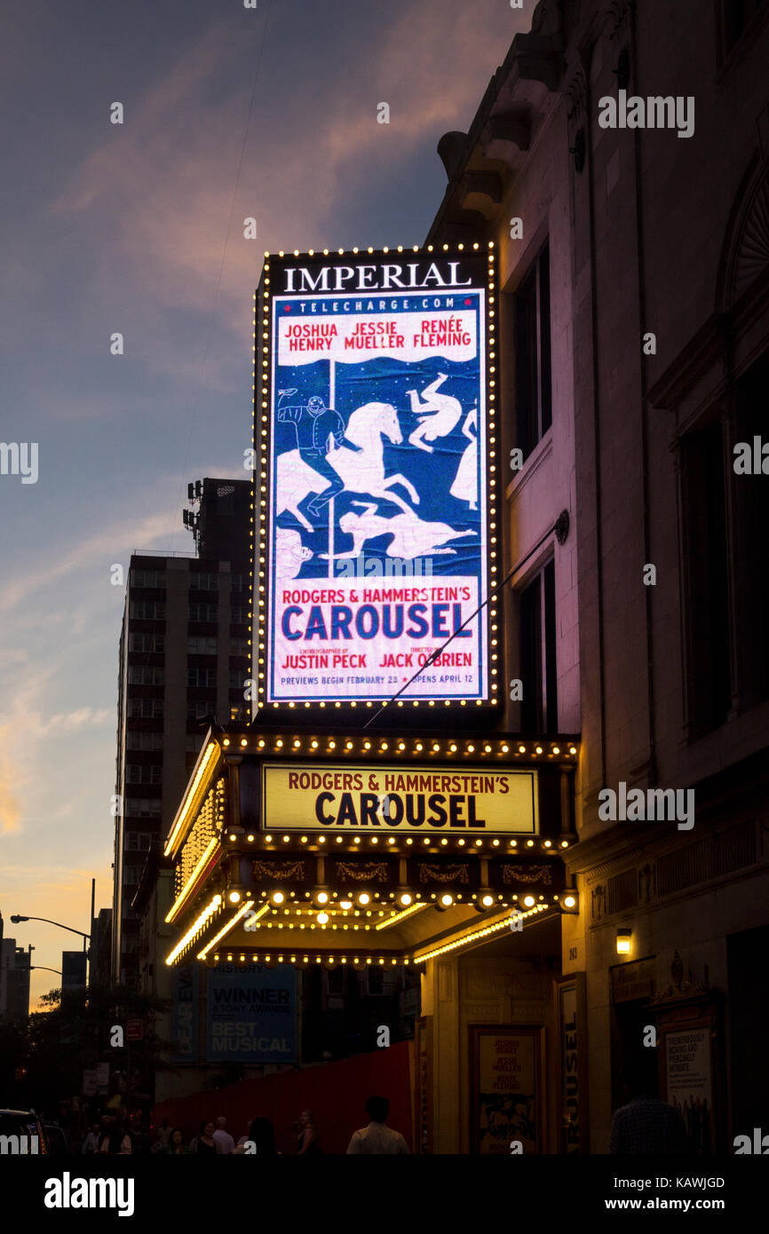 Rodgers et Hammerstein, le Carrousel de 2017 Renaissance de la comédie musicale au théâtre Imperial de New York City Banque D'Images