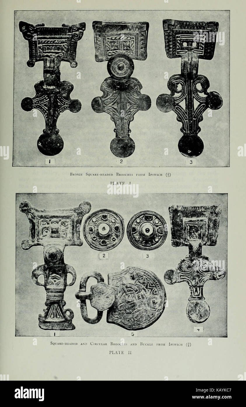 The Victoria History of the County of Suffolk est un ouvrage historique détaillé documentant le développement et les changements dans le Suffolk, en Angleterre, à travers diverses périodes. Banque D'Images