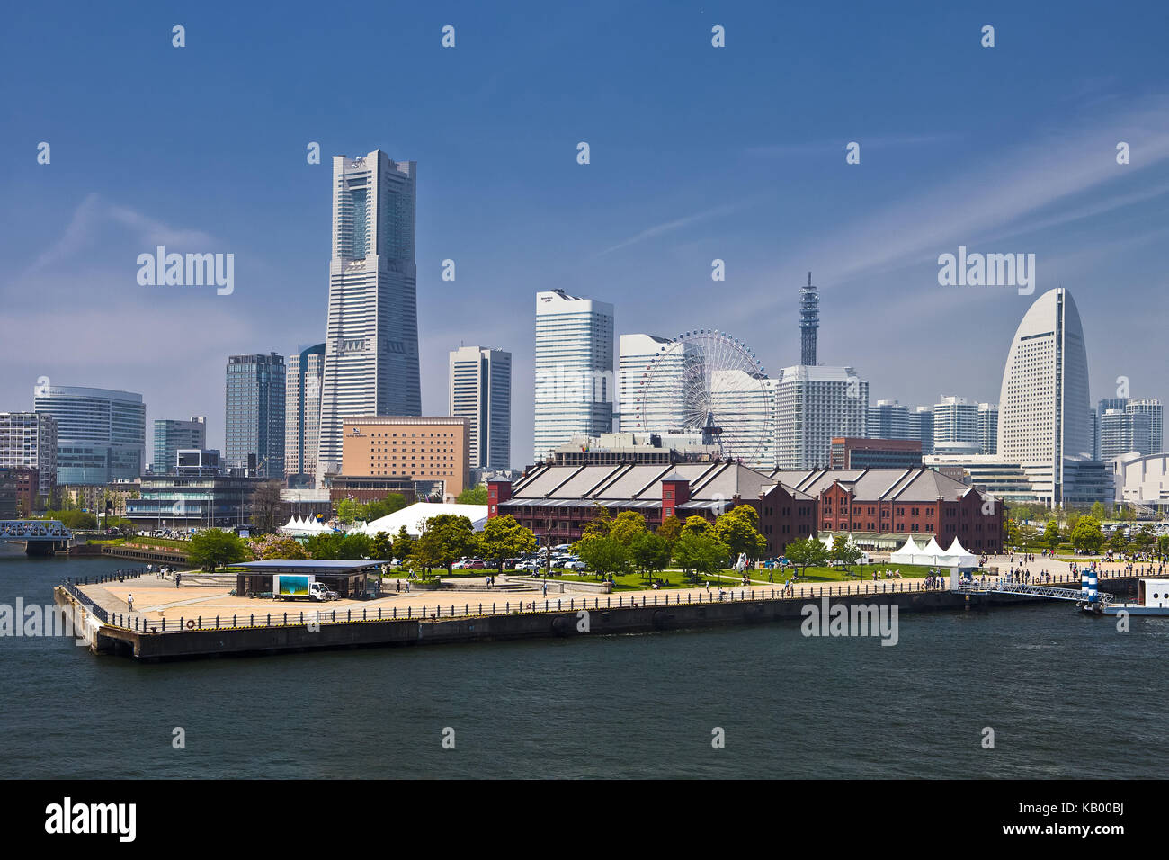 Le Japon, la ville de Yokohama, Skyline, Landmark Tower, Banque D'Images
