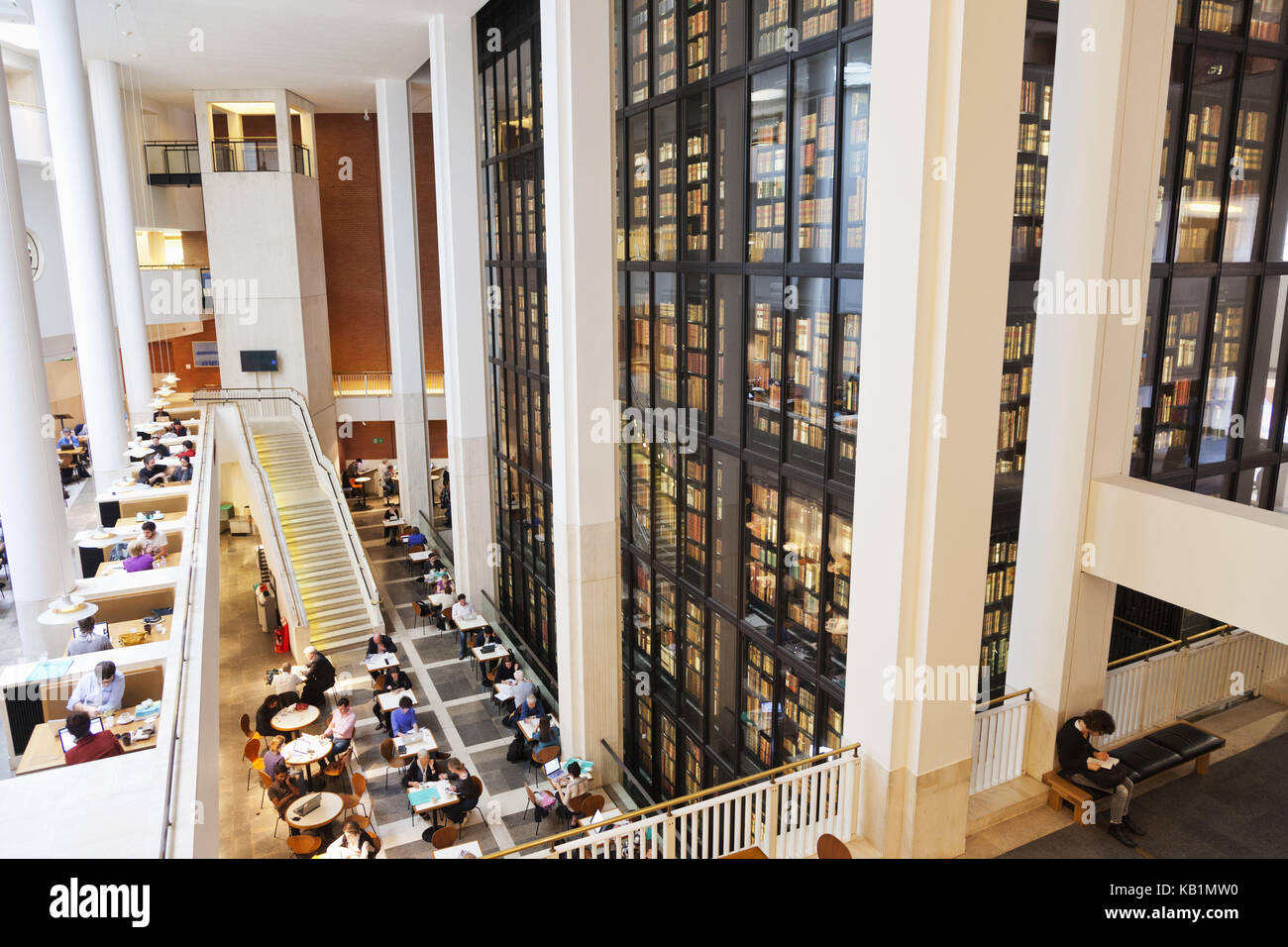 L'Angleterre, Londres, la British Library, de l'intérieur tourné, Banque D'Images