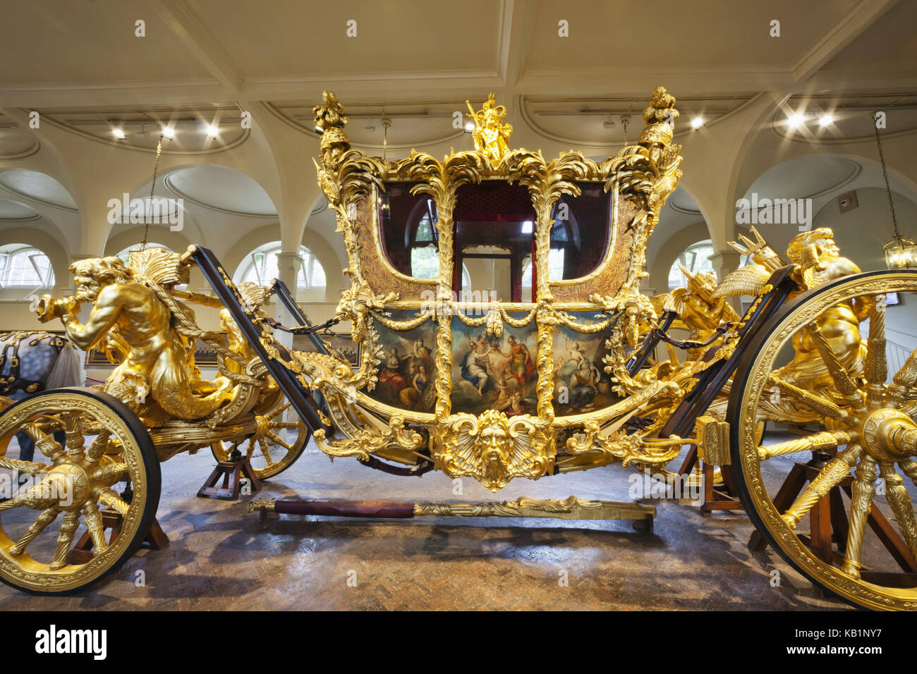 L'Angleterre, Surrey, Londres, Buckingham Palace, le Royal Mews, Golden State transport, Banque D'Images