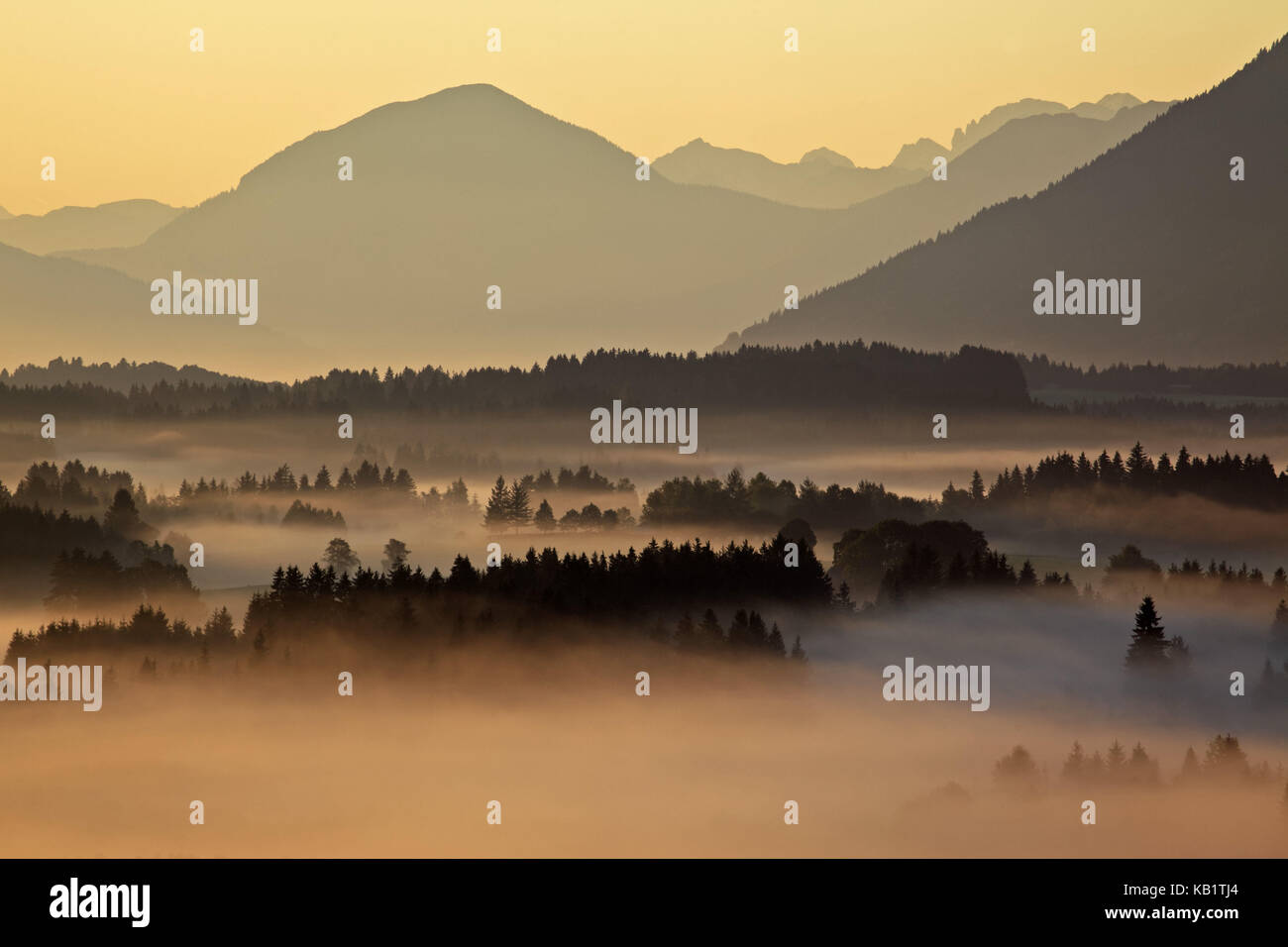 Allemagne, Berlin, Pfaffenwinkel (région), Simetsberg, Préalpes bavaroises, Karwendel, Banque D'Images