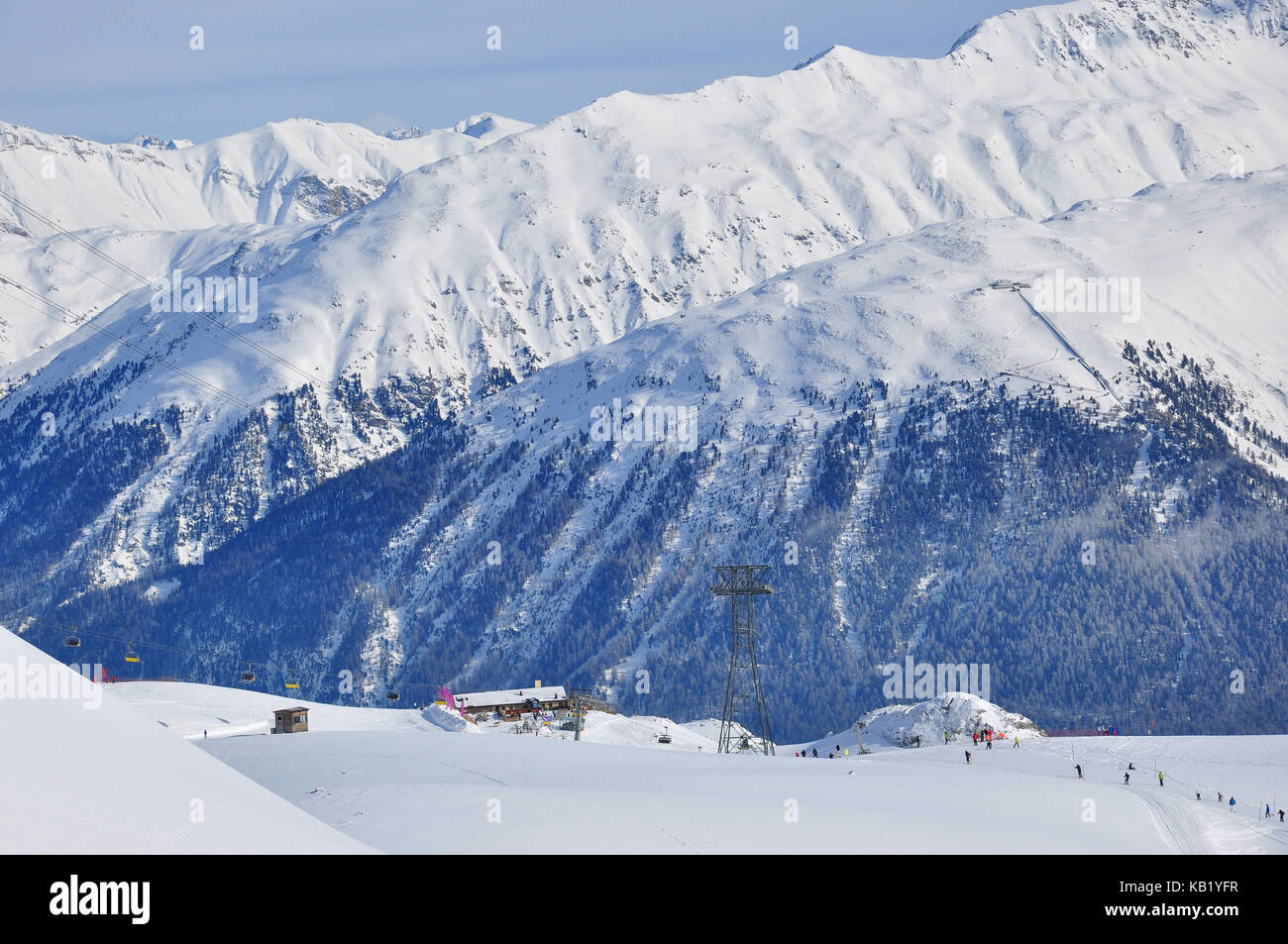 La Suisse, canton des Grisons, l'Engadine, st. MORITZ, corviglia, piste de ski, Ridge, hiver, Banque D'Images
