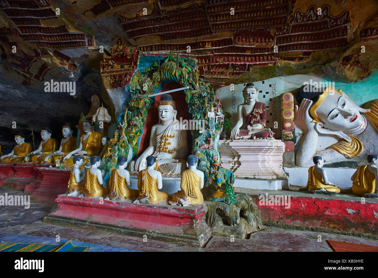 Les statues de bouddha, hpa-an, kawgun, Myanmar, l'Asie, Banque D'Images