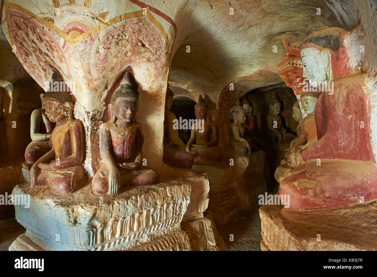 Statues de Bouddha du 15ème siècle, le Myanmar, l'Asie, Banque D'Images