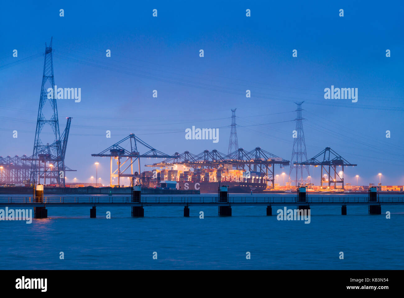 Belgique, Anvers-salon, lillo, vue sur le port d'anvers, Dawn Banque D'Images