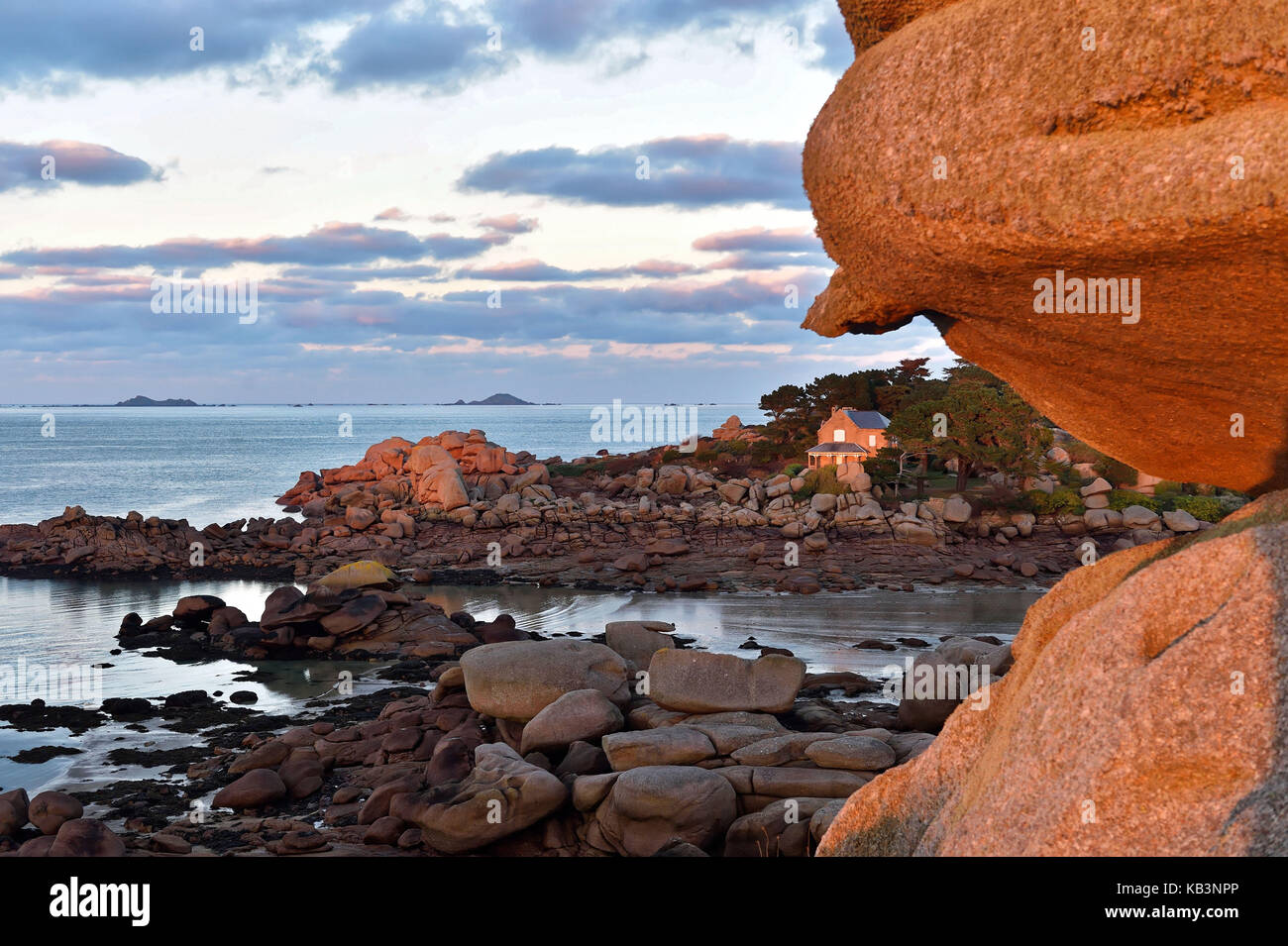 France, Côtes d'Armor, Perros Guirec, Ploumanac'h, Côte de granit Rose Banque D'Images