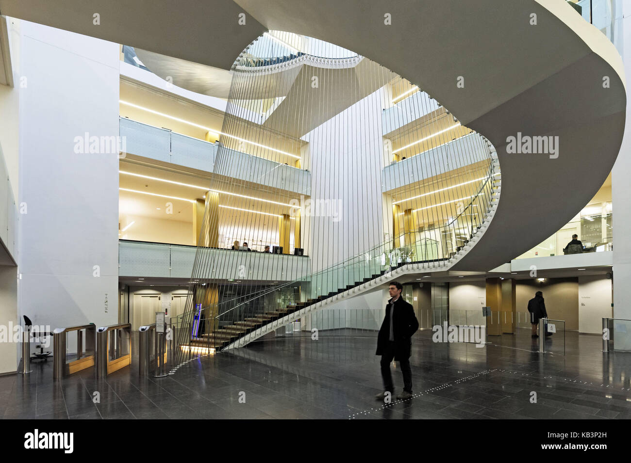 La France, Bas Rhin, Strasbourg, quartier allemand, place de la liberte, bibliothèque nationale et universitaire, escalier monumental Banque D'Images