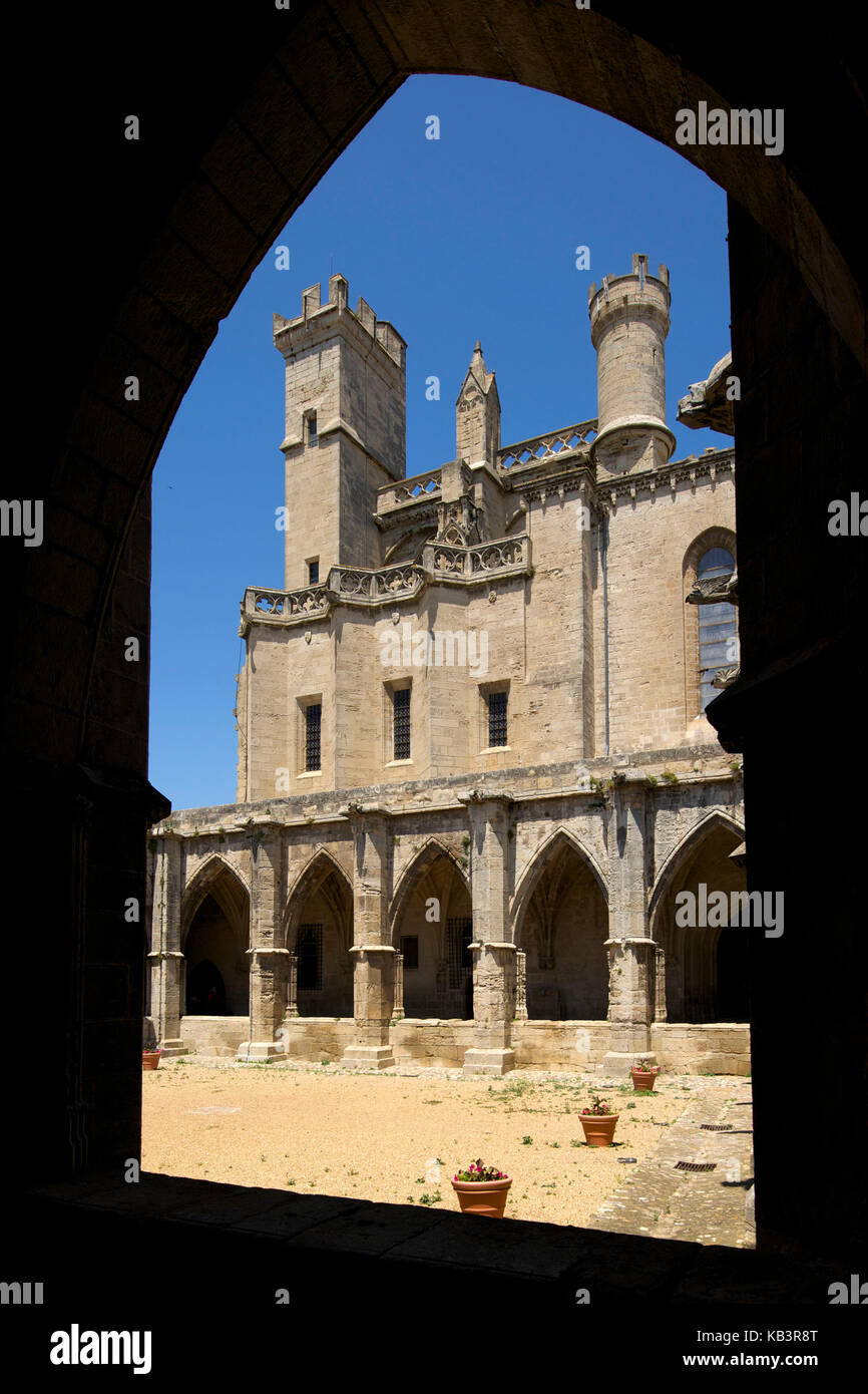 La France, l'hérault, Béziers, la cathédrale Saint nazaire, le cloître Banque D'Images