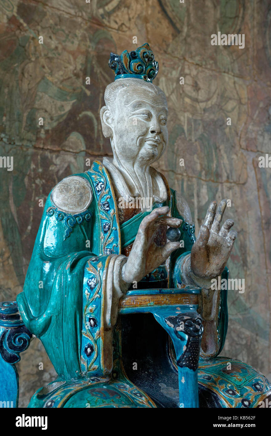 Royaume-uni, Londres, Bloomsbury, British museum, grès figure d'une divinité taoïste avec vert, turquoise, violet et ocre, glaçures, dynastie Ming, xvie siècle Banque D'Images