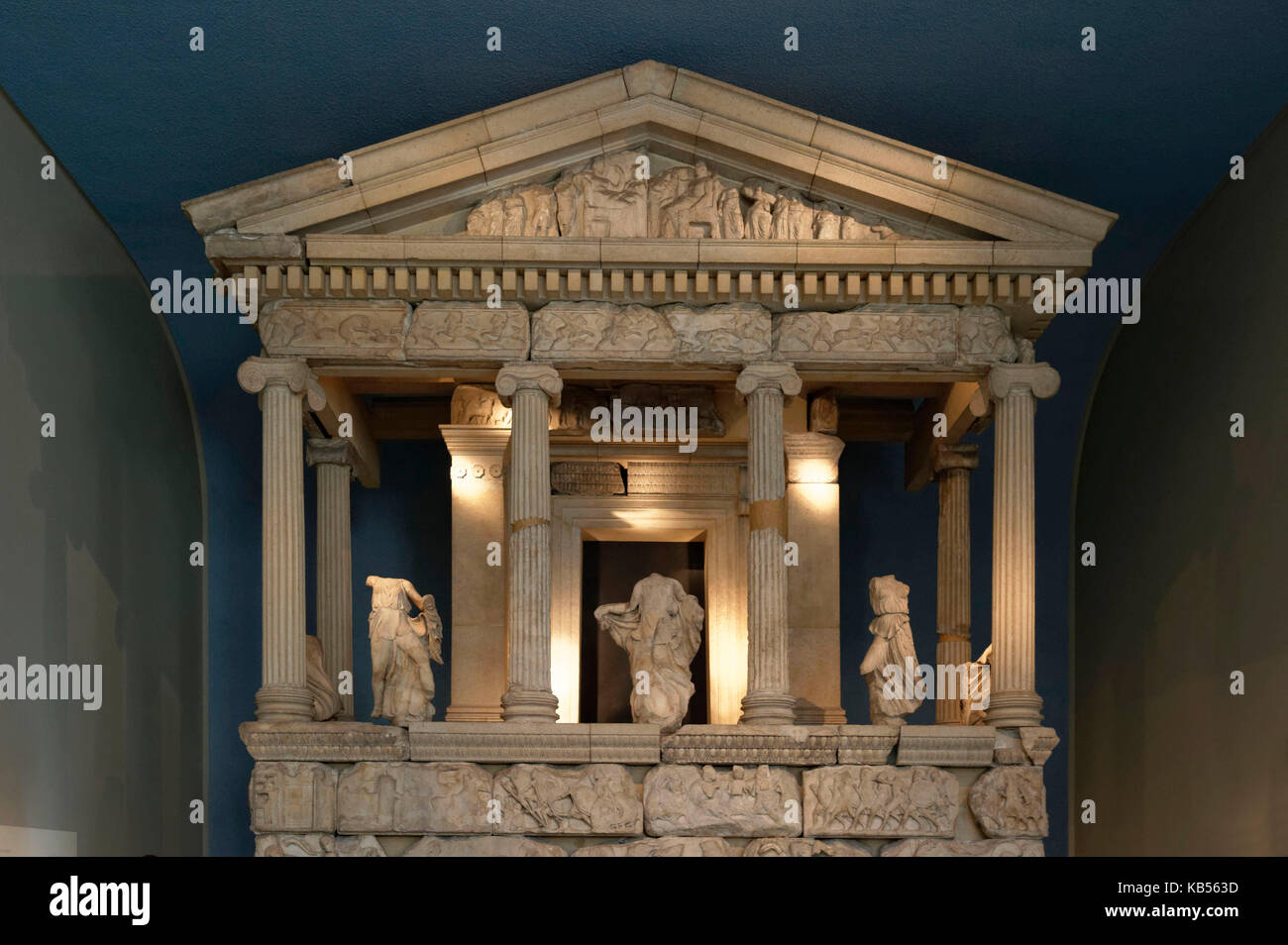 Royaume-uni, Londres, Bloomsbury, British museum, la Néréide monument de xanthos dans le sud-ouest de la Turquie, 5e siècle avant J.-C. Banque D'Images