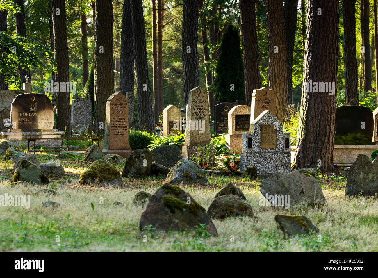 Europe, Pologne, Podlaskie Voivodeship, Mosquée Kruszyniany. Mizar - cimetière Banque D'Images