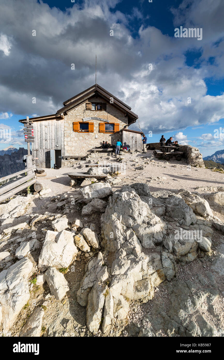 L'Europe, l'Italie, les Alpes, les Dolomites, montagnes, le Rifugio Nuvolau Banque D'Images