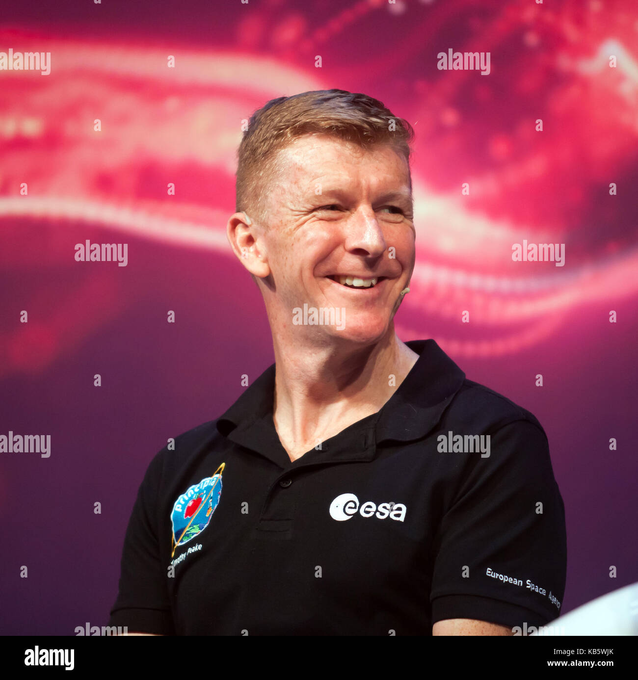 Tim Peake, astronaute de l'Agence spatiale européenne, discutant de ses expériences sur l'ISS, à New Scientist Live 2017. Banque D'Images
