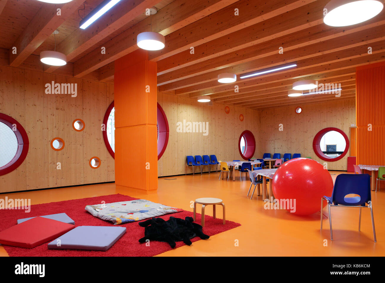 L'opificio golinelli, un musée-laboratoire de la connaissance scientifique réalisée en 2015 sur la commission de la fondation golinelli. photo d'identité de l'école Banque D'Images