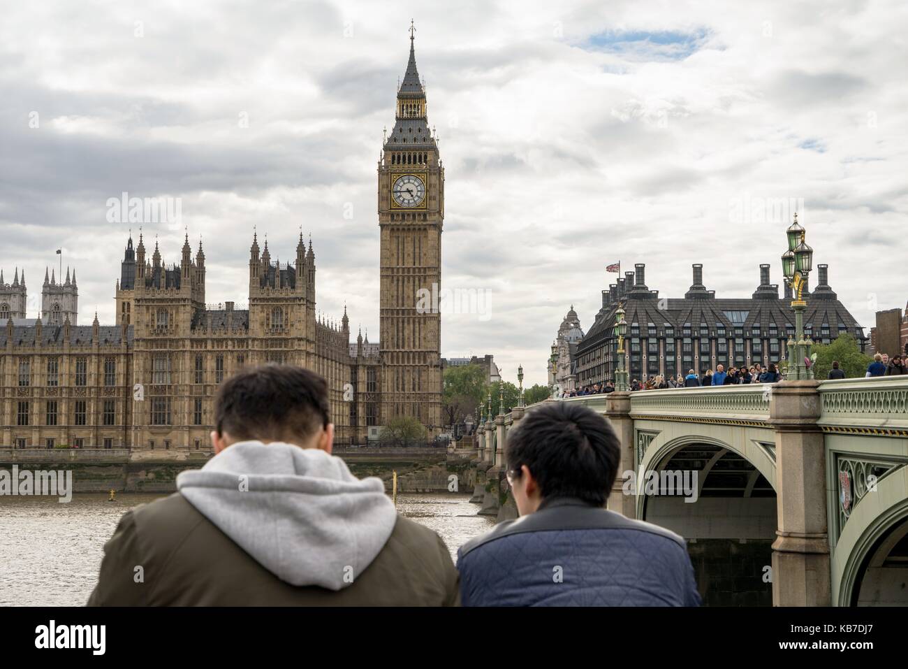 Royaume-Uni : Palais de Westminster avec Big Ben et le pont de Westminster. Photo de 5. Mai 2017. | utilisation dans le monde entier Banque D'Images