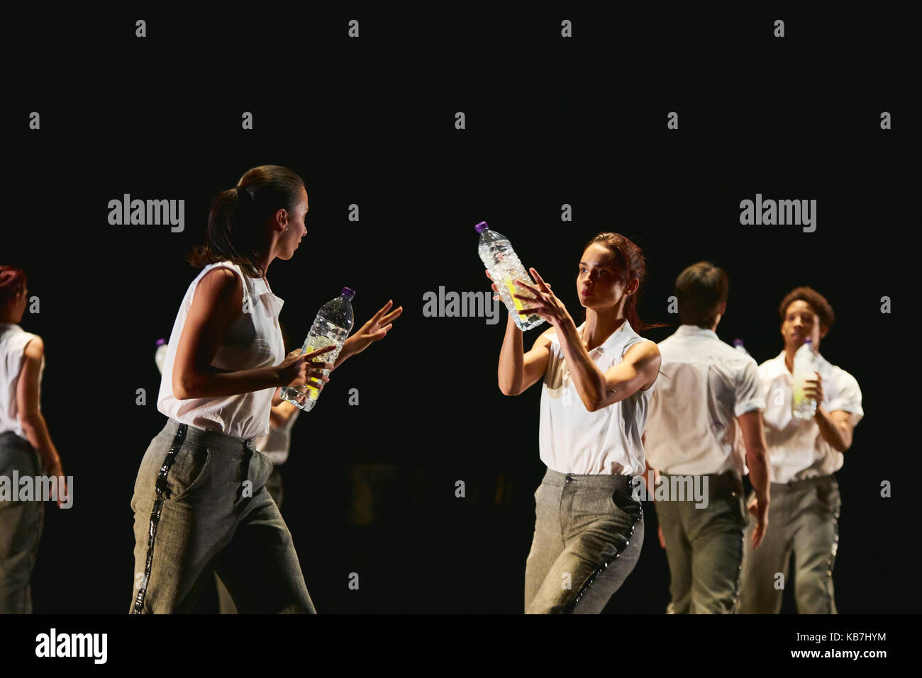 Londres, Royaume-Uni, 26 septembre 2017 - acosta danza présent débuts au Sadler's Wells.© photo danilo moroni Banque D'Images