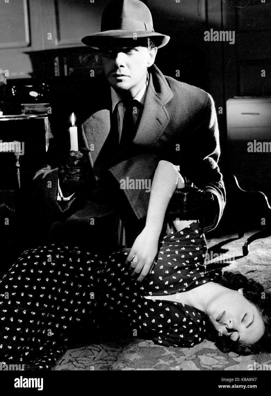 L'homme sombre, alias : Der Mann in Schwarz, Großbritannien 1951, Regie : Jeffrey Dell, acteurs : Maxwell Reed, Natasha Parry Banque D'Images