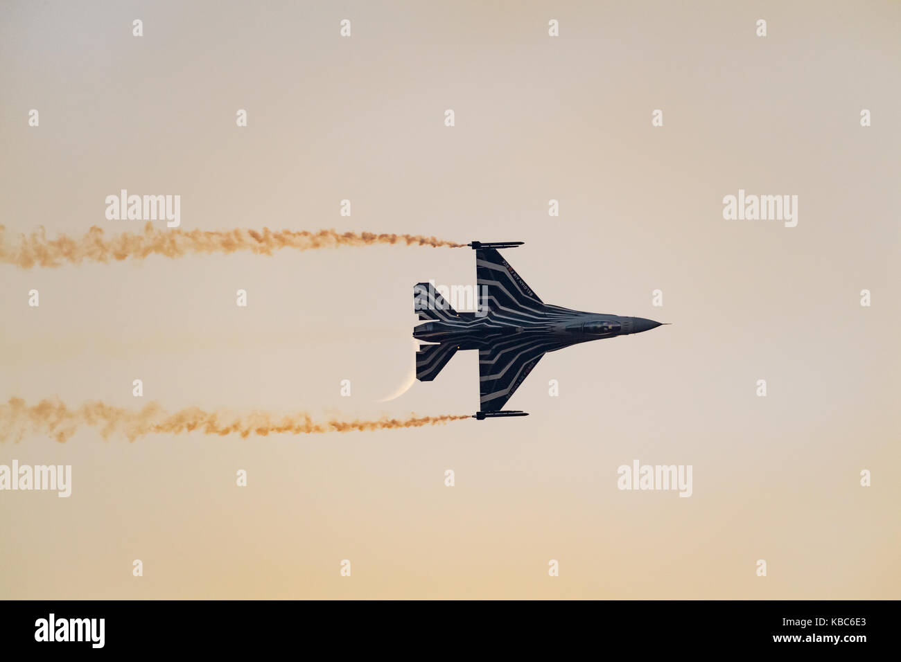 La composante aérienne belge f-16 de l'équipe de démonstration, airshow Festa al Cel Lleida (Lérida), Espagne Banque D'Images