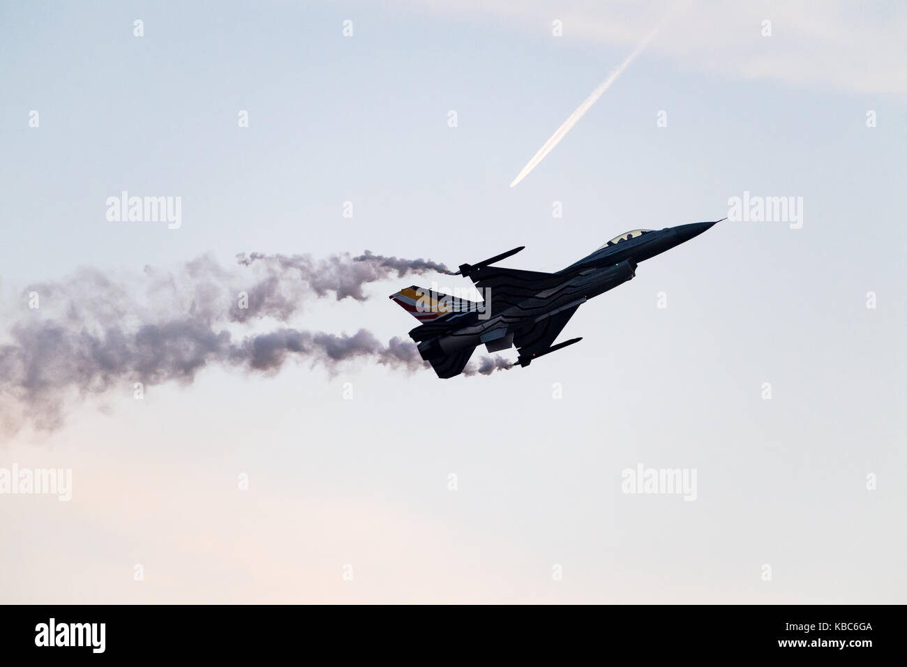 La composante aérienne belge f-16 de l'équipe de démonstration, airshow Festa al Cel Lleida (Lérida), Espagne Banque D'Images