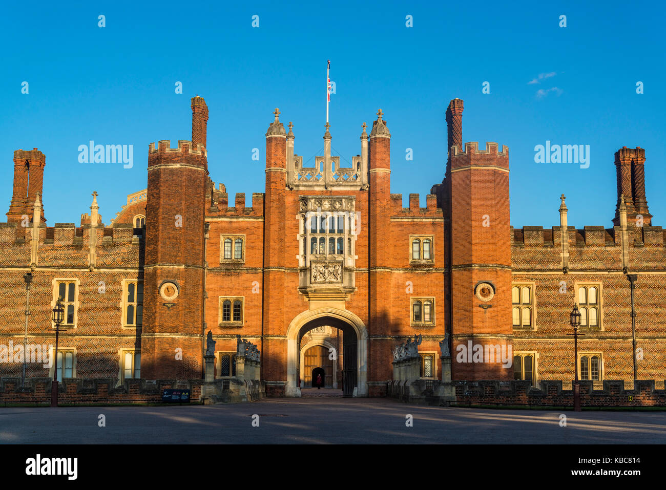 Le Palais de Hampton Court, le grand gardien, London, England, UK Banque D'Images