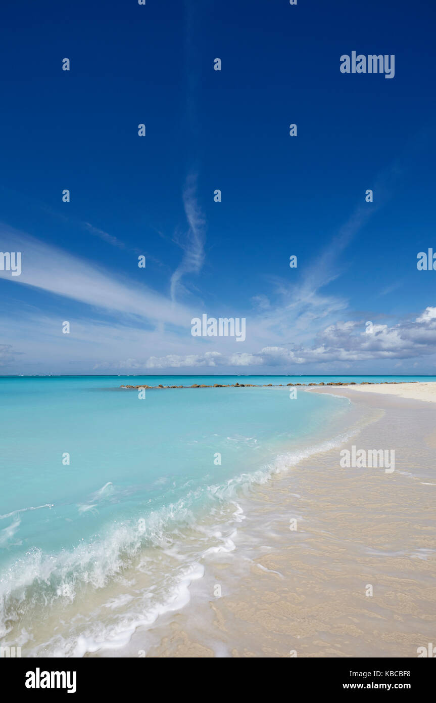 Les sables de Grace Bay, plage la plus spectaculaire à Providenciales, Turks et Caicos, dans les Caraïbes, l'Amérique centrale Banque D'Images