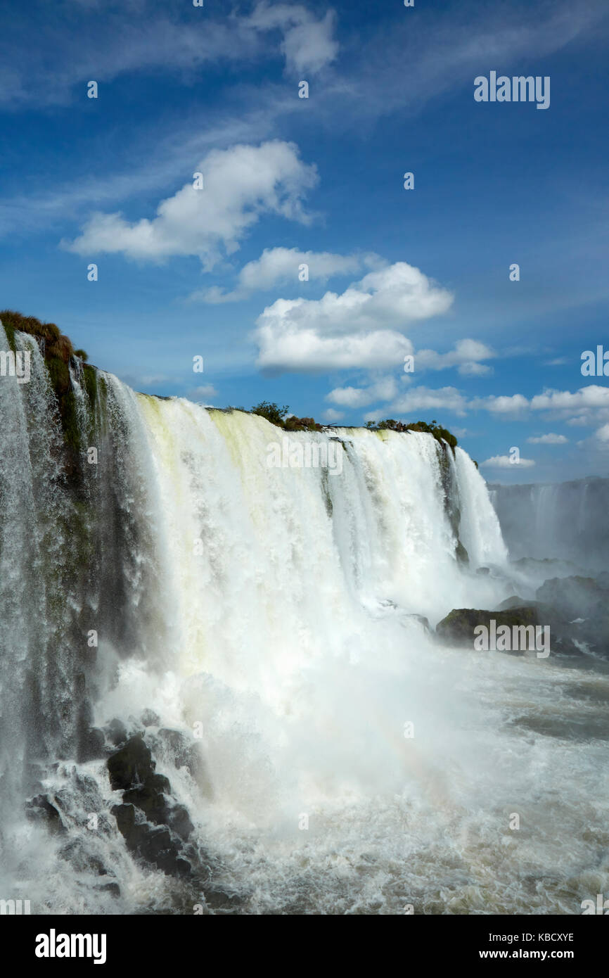 Côté Brésil des chutes d'Iguazu, frontière Brésil-Argentine, Amérique du Sud Banque D'Images