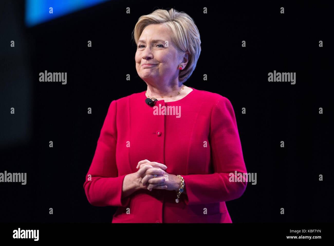 Toronto, Canada. 28 sep, 2017. Hillary clinton sur scène pour Hillary clinton : ce qui s'est produit en direct, tour livre enercare Centre, Toronto, le 28 septembre 2017. crédit : Nicole Springer/everett collection/Alamy live news Banque D'Images