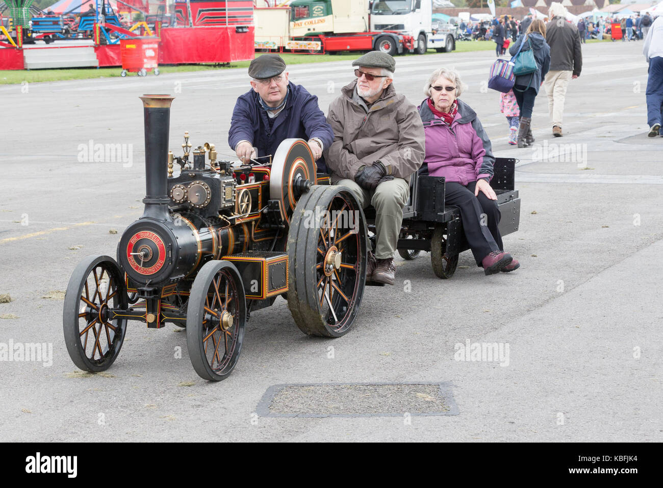 L'aéroport de Cotswold, UK. 30 septembre, 2017. Le 30 septembre, l'aéroport de Cotswold ouvre ses portes au public pour une période de douze heures vintage et de guerre extravaganza pour lever des fonds pour la Royal British Legion et battant 4 liberté crédit : Paul hastie/Alamy live news Banque D'Images