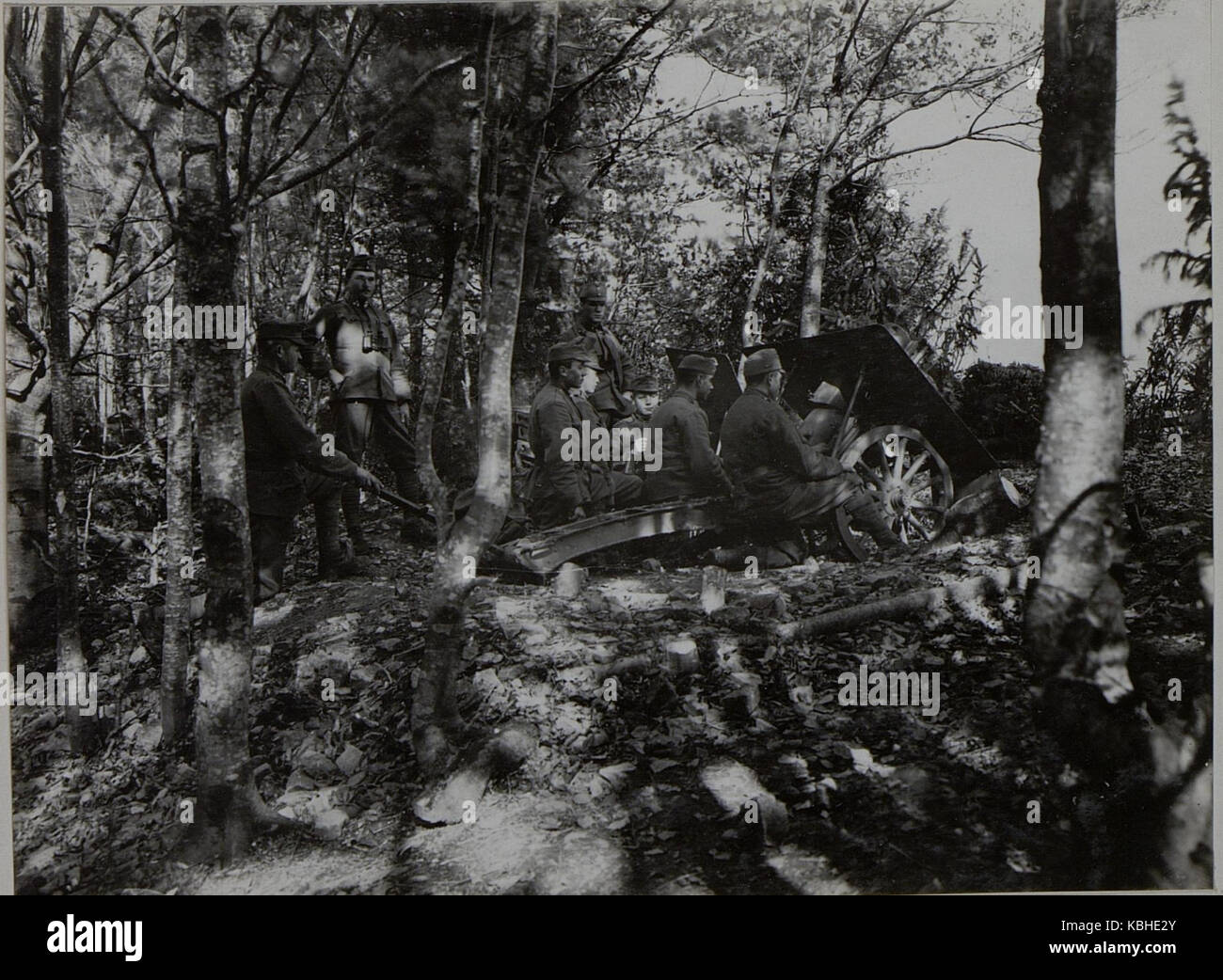 Dans Feuerstellung Gebirgskanone 7.5cm im Graben d.J.R.93 Tlocznya BildID 921 Sept.16 (15453011) Banque D'Images