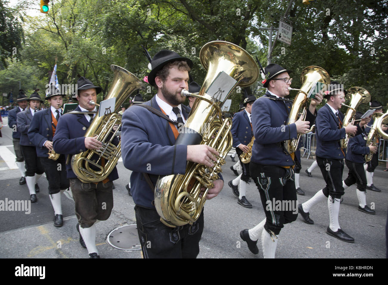 L'écrivain Steuben Parade est un défilé annuel traditionnellement tenu dans les villes à travers les États-Unis sur le Von Steuben Day. Le New York City parade est tenue de la 5ème Avenue. Banque D'Images