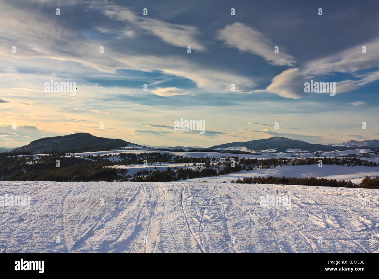 Zlatibor mountain de Serbie coucher du soleil d'hiver Banque D'Images