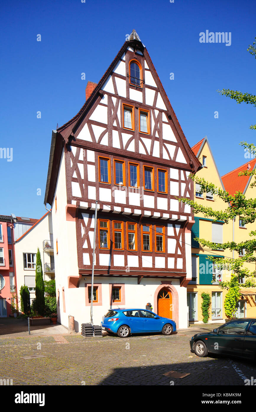 Maison à colombages dans la rue Stiftsgasse, la vieille ville, Aschaffenburg, Franconie, Bavière, Europe I Fachwerkhaus in der Stiftsgasse, Altstadt , Baust Banque D'Images
