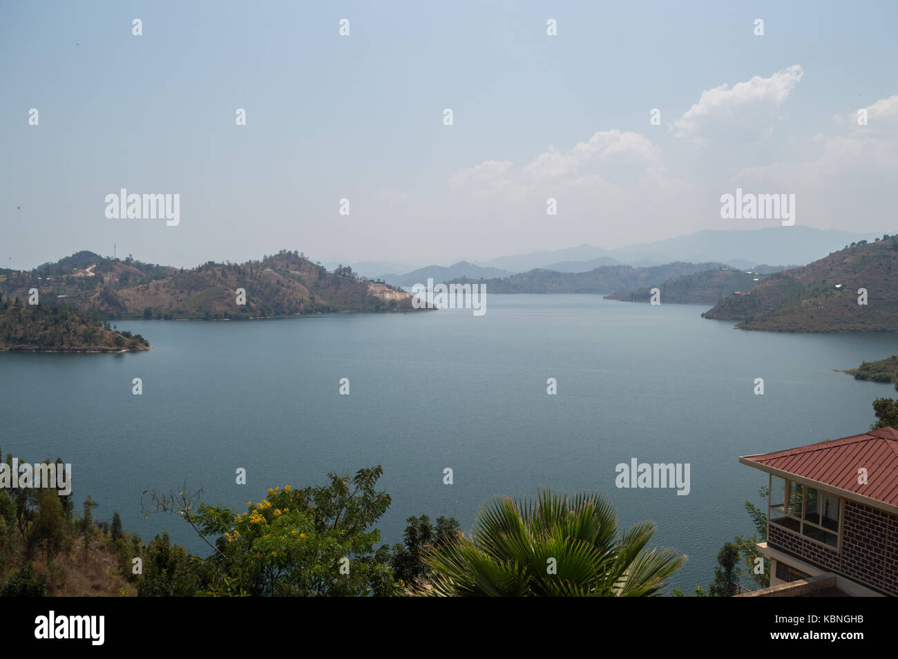 Vue sur le lac Kivu, de Kibuye, Rwanda Banque D'Images Vue sur le lac Kivu, de Kibuye, Rwanda Banque D'Images
