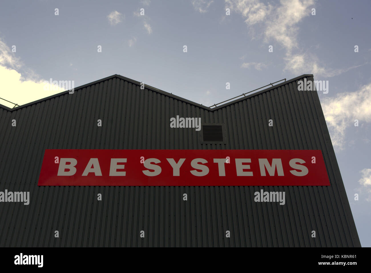 Bae systems bâtiment scotstoun ciel signe personne ne vide Banque D'Images