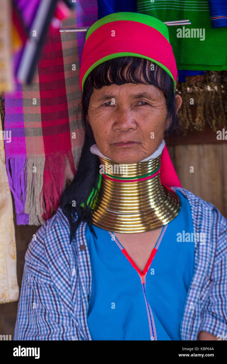 Portrait de femme en tribu kayah state kayan myanmar Banque D'Images