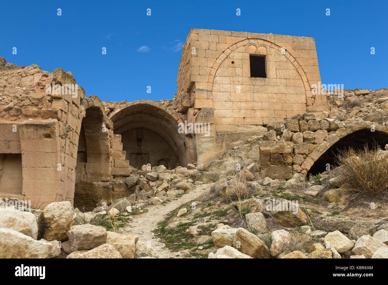 Ville grotte déserte à cavusin, Cappadoce, Turquie Banque D'Images