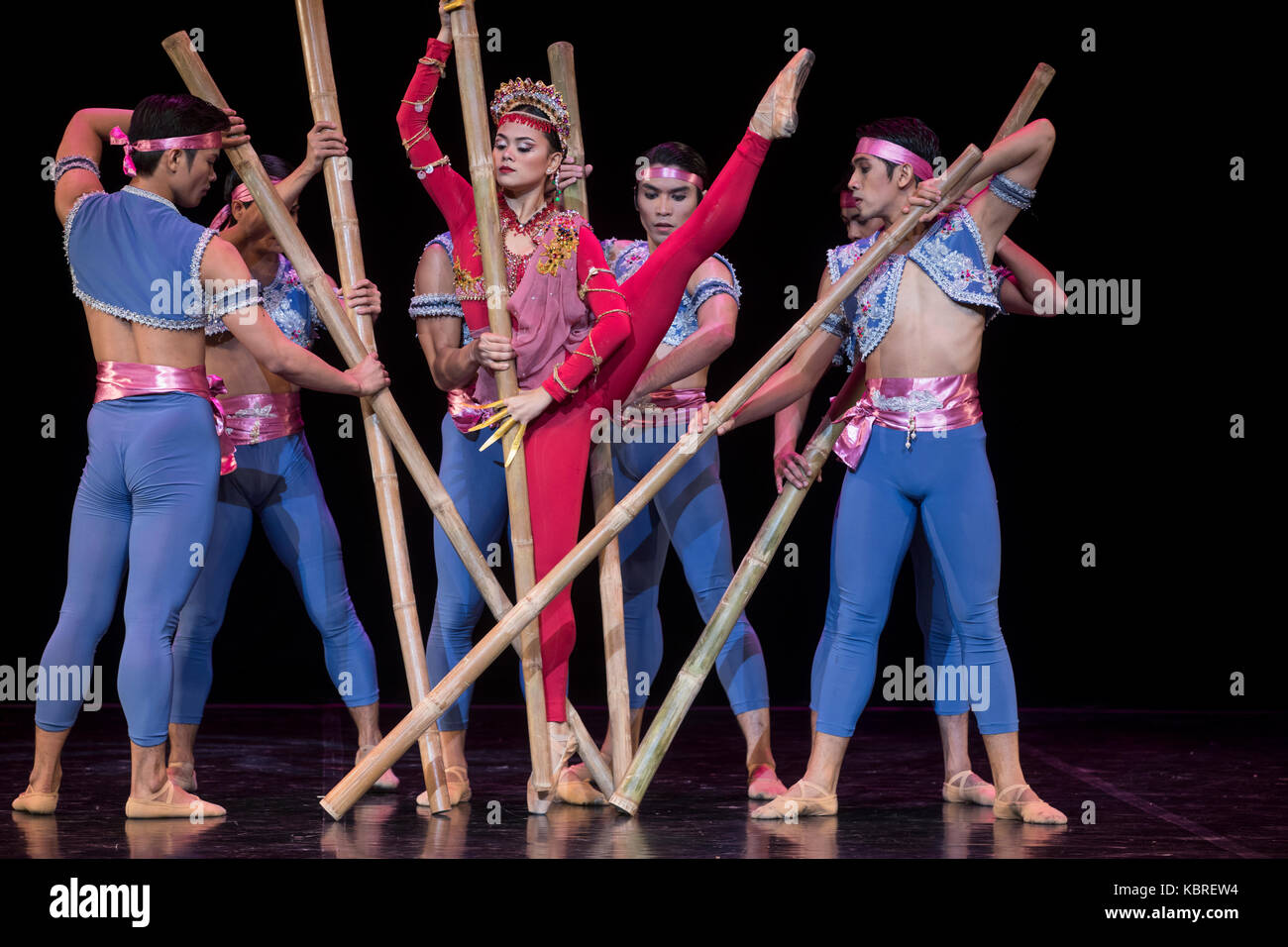 Performance de la troupe de ballet 'aux Philippines manille' Banque D'Images