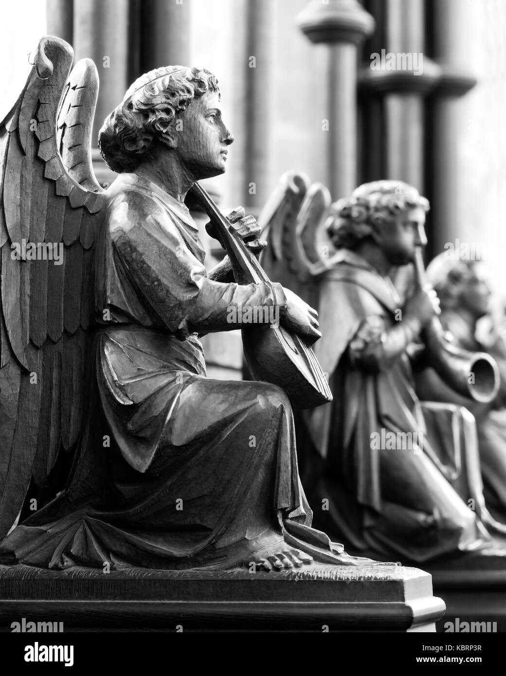 Anges ailés sculptés par Thompson de Kilburn, Prieuré de Bridlington, Royaume-Uni Banque D'Images