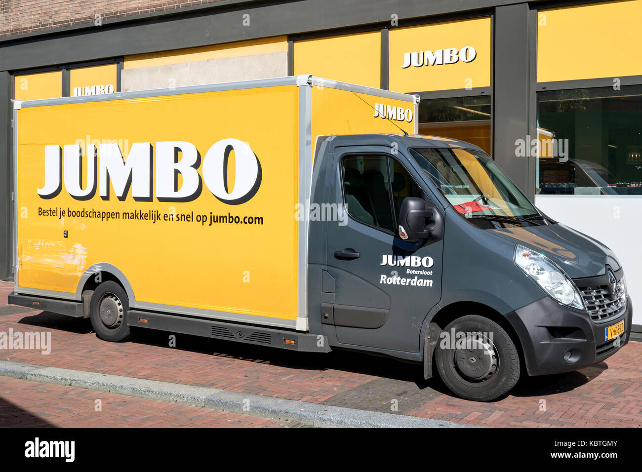 Livraison jumbo van de branche. jumbo est la deuxième plus grande chaîne de supermarchés aux Pays-Bas. Banque D'Images