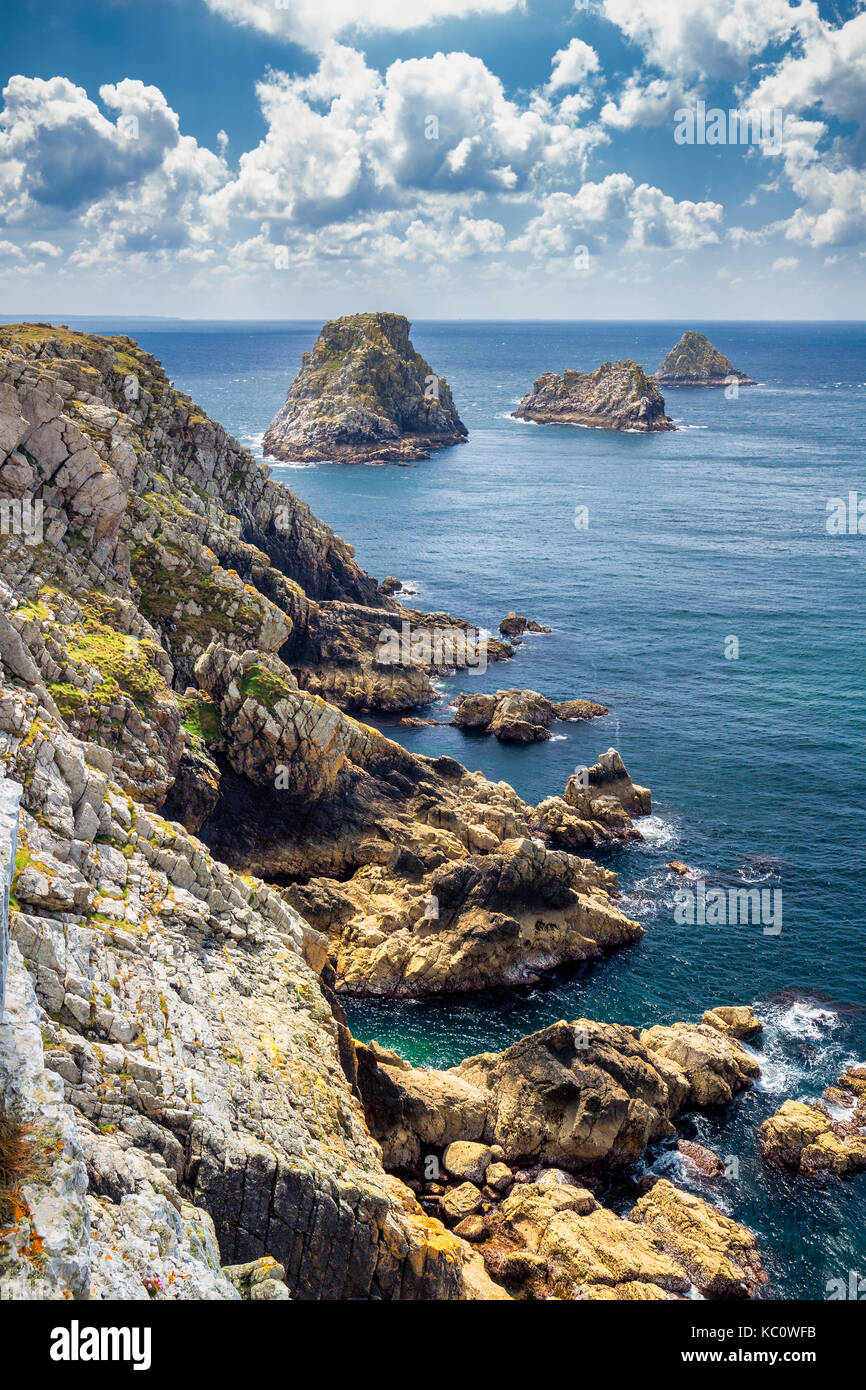 Les tas de pois, la pointe de Pen-Hir, presqu'île de Crozon, Bretagne, France. Banque D'Images