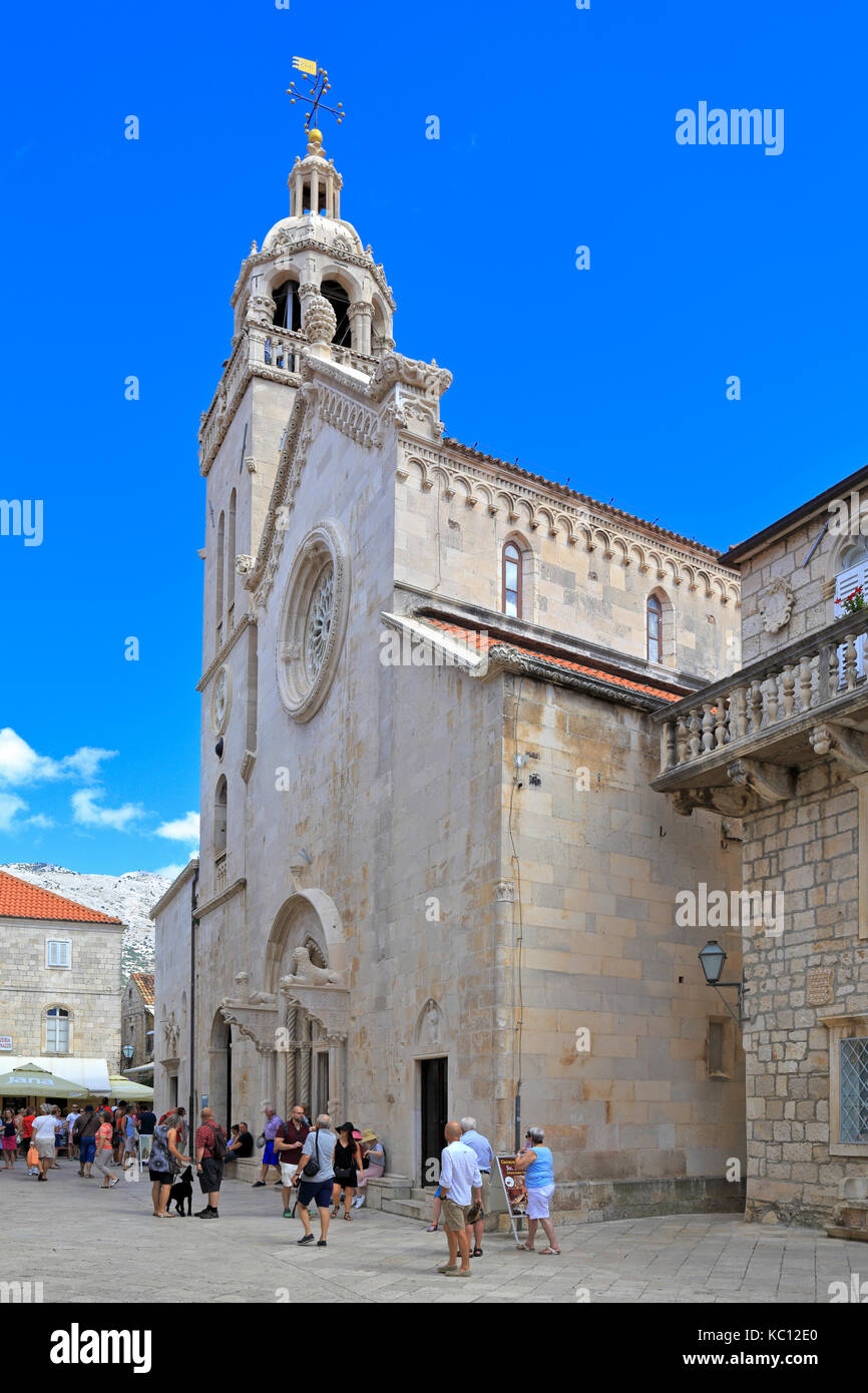 La Cathédrale et le clocher, la Place St Marc, la ville de Korcula, l''île de Korcula, Croatie, Dalmatie, côte dalmate, l'Europe. Banque D'Images