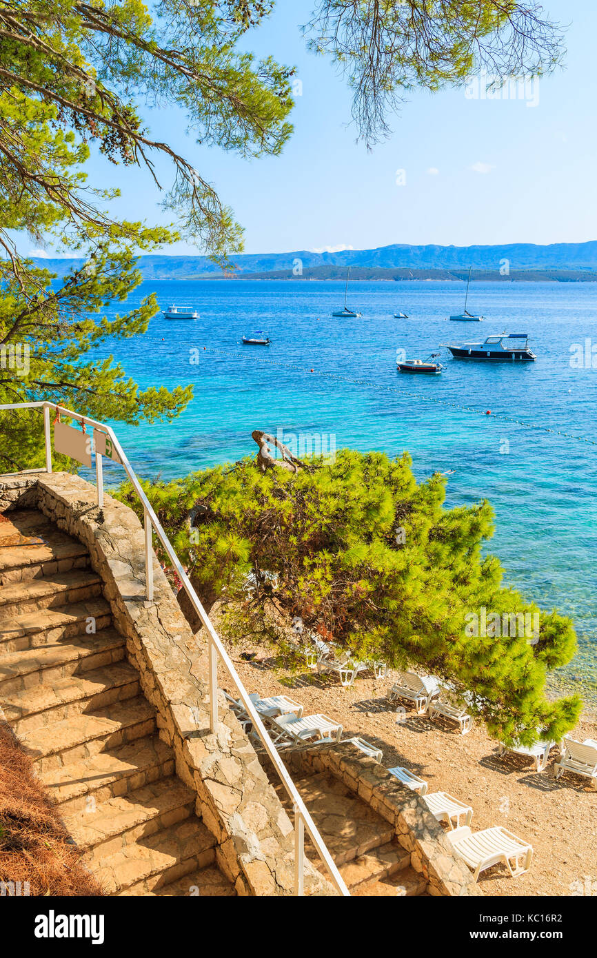Des Mesures Pour Une Plage Magnifique Avec La Mer Turquoise